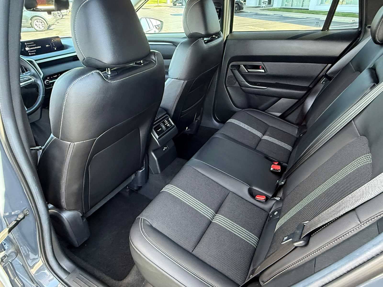 Certified 2025 MAZDA CX-50 AWD 2.5 S w/ Preferred Package image 17