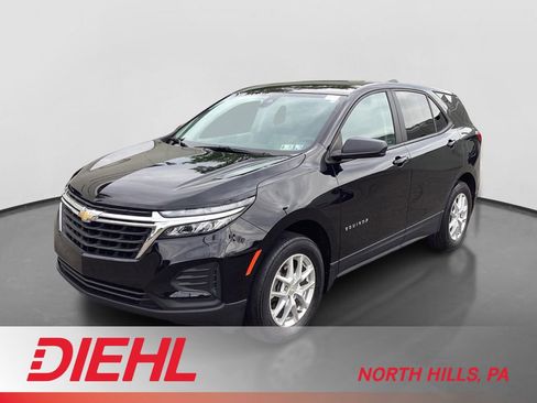 Used 2023 Chevrolet Equinox LS w/ LS Convenience Package AWD/4WD image 1