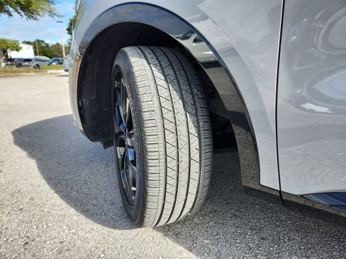 Used 2023 Kia Sorento SX image 34