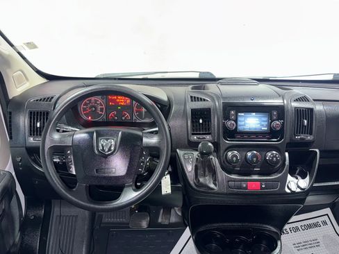 Used 2018 RAM ProMaster 2500 w/ Interior Convenience Group FWD image 19