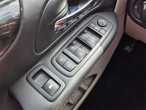 Certified 2017 Dodge Grand Caravan SE w/ Power Window Group image 24