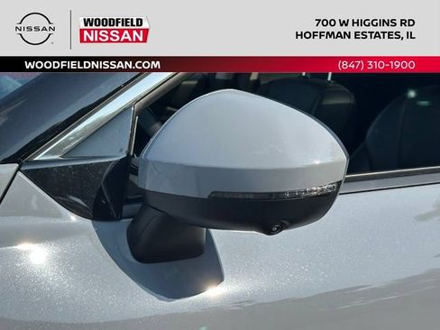 Certified 2025 Nissan Rogue SL w/ SL Premium Package AWD/4WD image 8