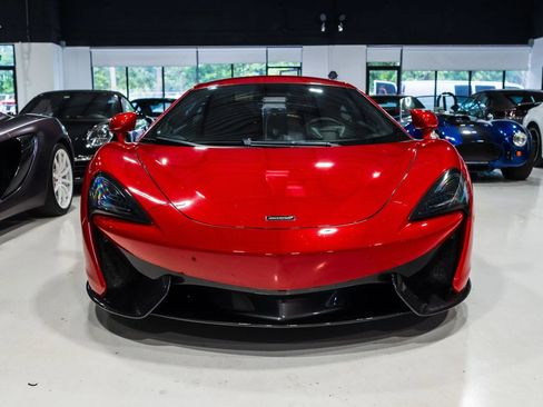 Used 2017 McLaren 570S Coupe RWD image 2
