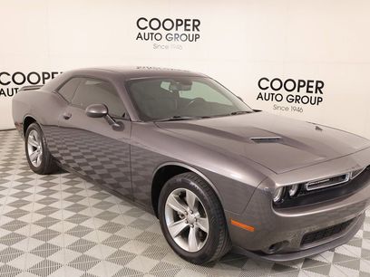 Used 2020 Dodge Challenger SXT w/ Cold Weather Group