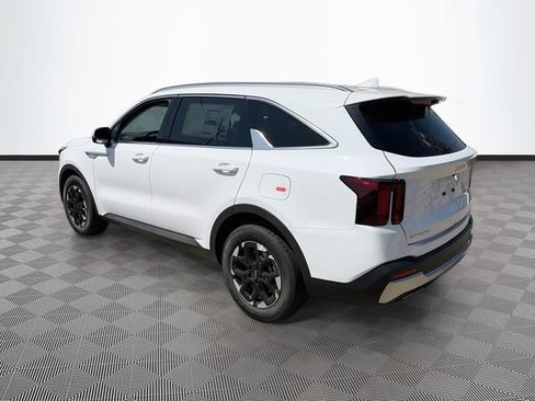 New 2026 Kia Sorento S w/ S Panoramic Sunroof Package FWD image 5