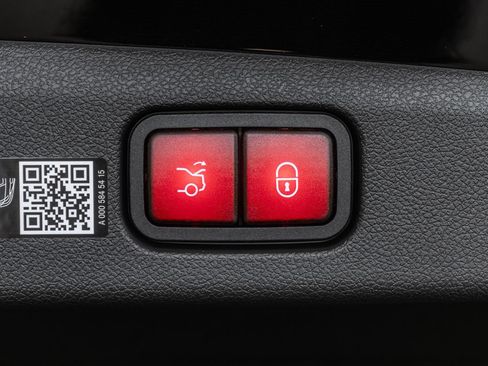 Used 2026 Mercedes-Benz E 350 Sedan image 34