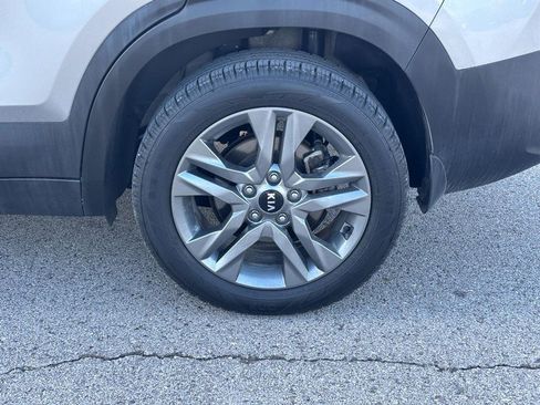Used 2021 Kia Seltos LX image 7