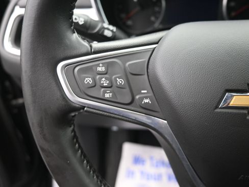 Used 2022 Chevrolet Equinox LT FWD image 12