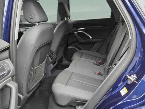 New 2025 Audi Q5 Premium image 31