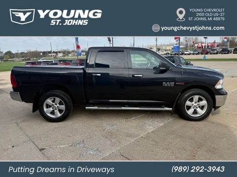 Used 2018 RAM 1500 Classic SLT w/ SLT Plus D←cor Group AWD/4WD image 6