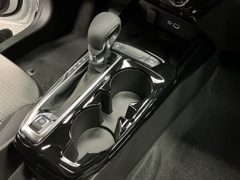 New 2026 Chevrolet Trax LT w/ Sunroof Package FWD image 16