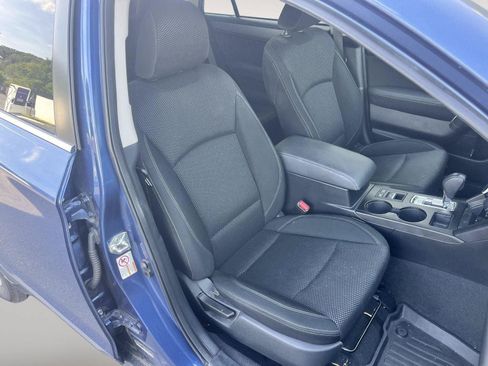 Used 2019 Subaru Outback 2.5i Premium w/ Popular Package #2 AWD/4WD image 43