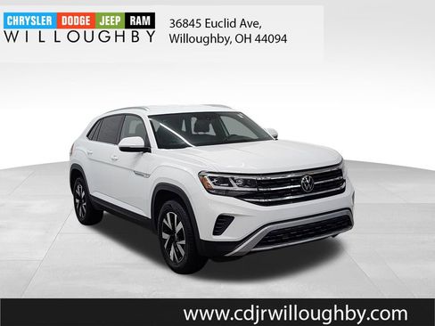 Used 2020 Volkswagen Atlas Cross Sport SE AWD/4WD image 3