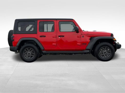 Used 2024 Jeep Wrangler Unlimited Sport AWD/4WD image 21