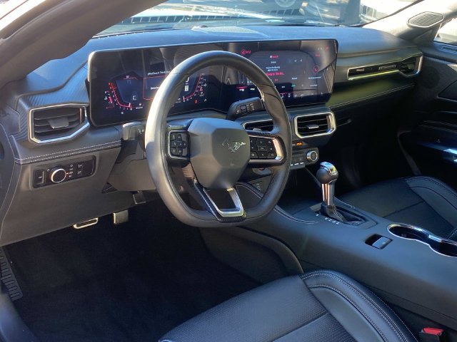 Used 2025 Ford Mustang GT Premium RWD image 8