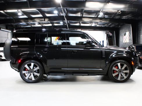 Used 2026 Land Rover Defender 110 X AWD/4WD image 21