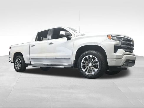 Used 2024 Chevrolet Silverado 1500 High Country AWD/4WD image 72