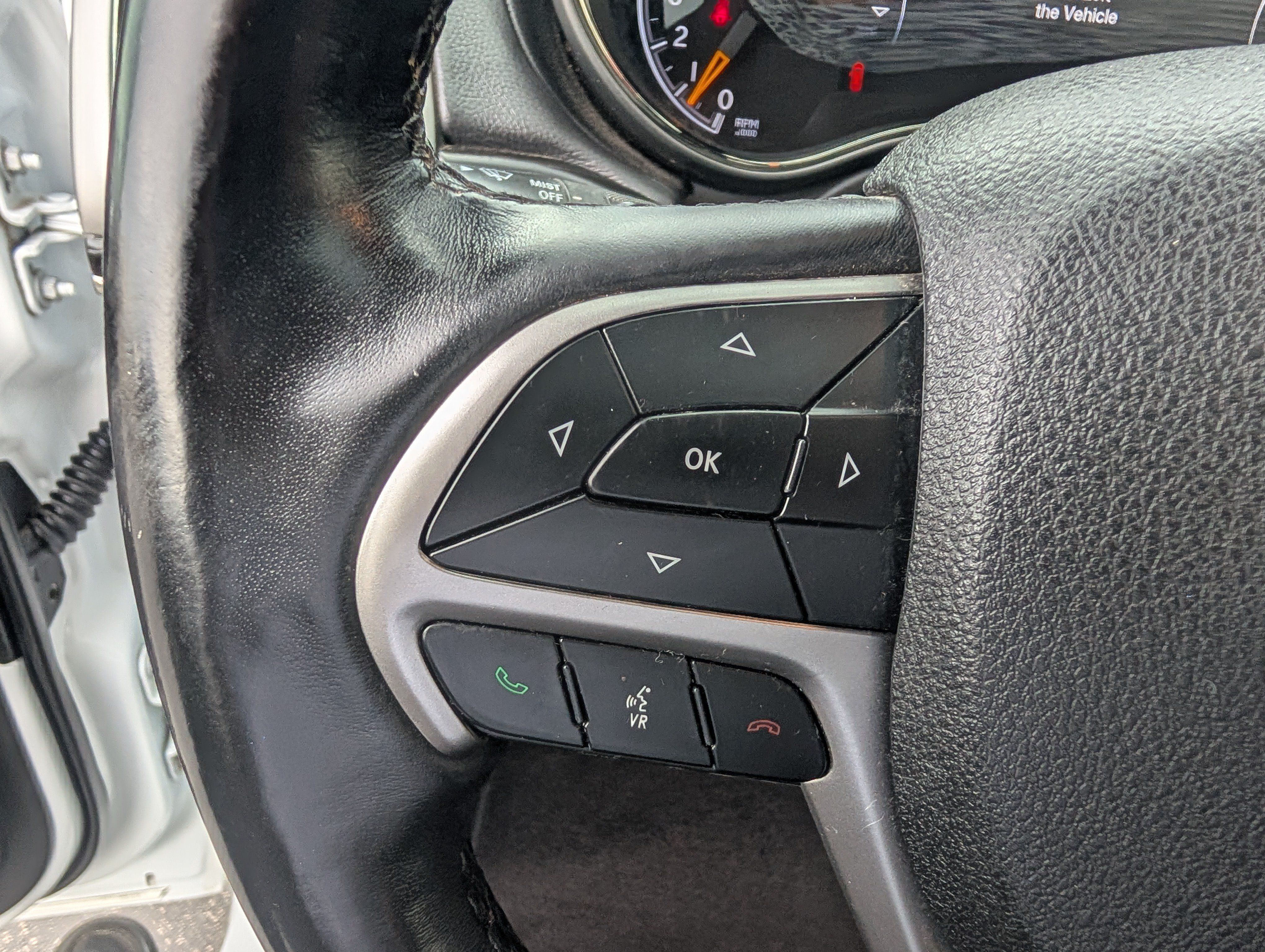 Used 2018 Jeep Grand Cherokee High Altitude AWD/4WD image 15