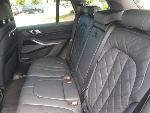 Used 2026 BMW X5 xDrive40i w/ M Sport Package AWD/4WD image 27