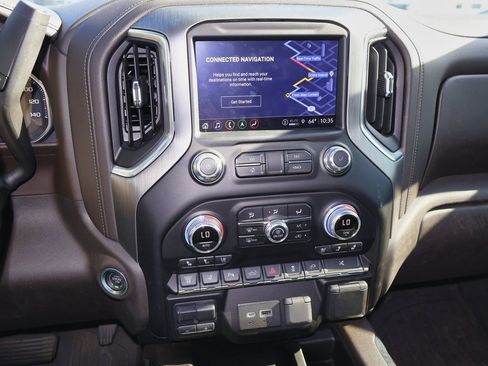 Certified 2022 GMC Sierra 3500 Denali image 18