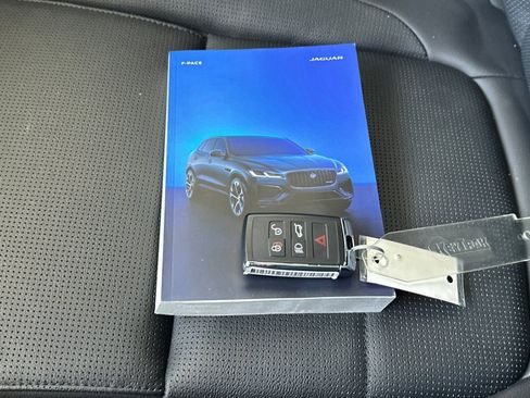 Used 2024 Jaguar F-PACE R-Dynamic S AWD/4WD image 10