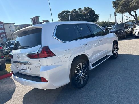 Used 2019 Lexus LX 570 4WD w/ Luxury Package image 5