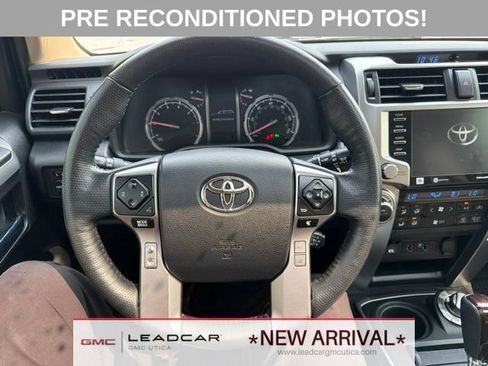 Used 2023 Toyota 4Runner Limited AWD/4WD image 28
