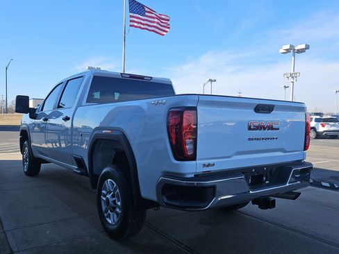 Used 2025 GMC Sierra 2500 Pro image 3