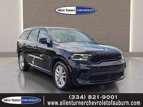 Used 2024 Dodge Durango GT RWD image 1
