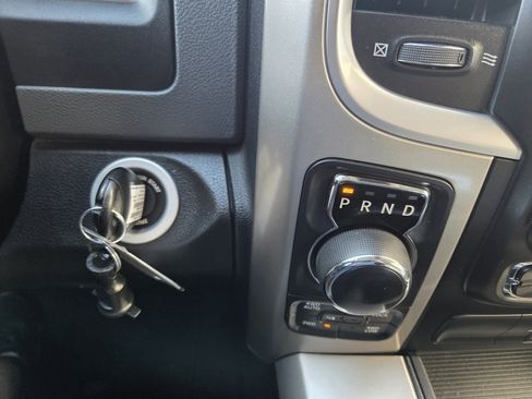 Used 2015 RAM 1500 Big Horn image 38