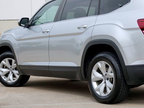 Used 2018 Volkswagen Atlas SE FWD image 33