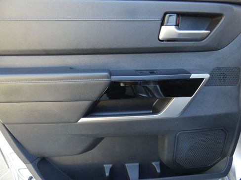 Used 2024 Toyota Tundra Limited image 43