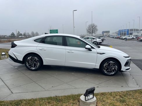 New 2026 Hyundai Sonata SEL FWD image 6