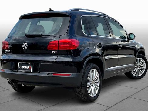 Used 2016 Volkswagen Tiguan SE image 11