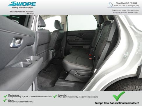 Certified 2025 Nissan Pathfinder SL AWD/4WD image 13