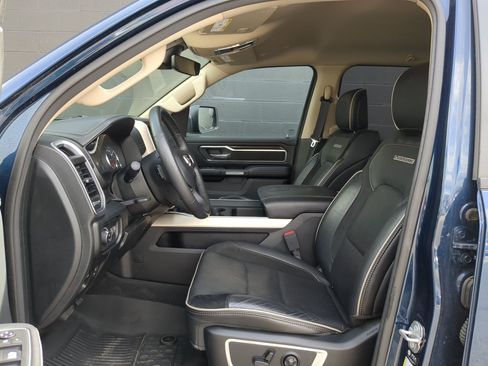 Used 2021 RAM 1500 Laramie AWD/4WD image 15