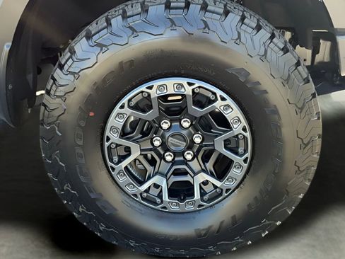 Certified 2025 Ford F150 Raptor w/ Equipment Group 803A Raptor R AWD/4WD image 14