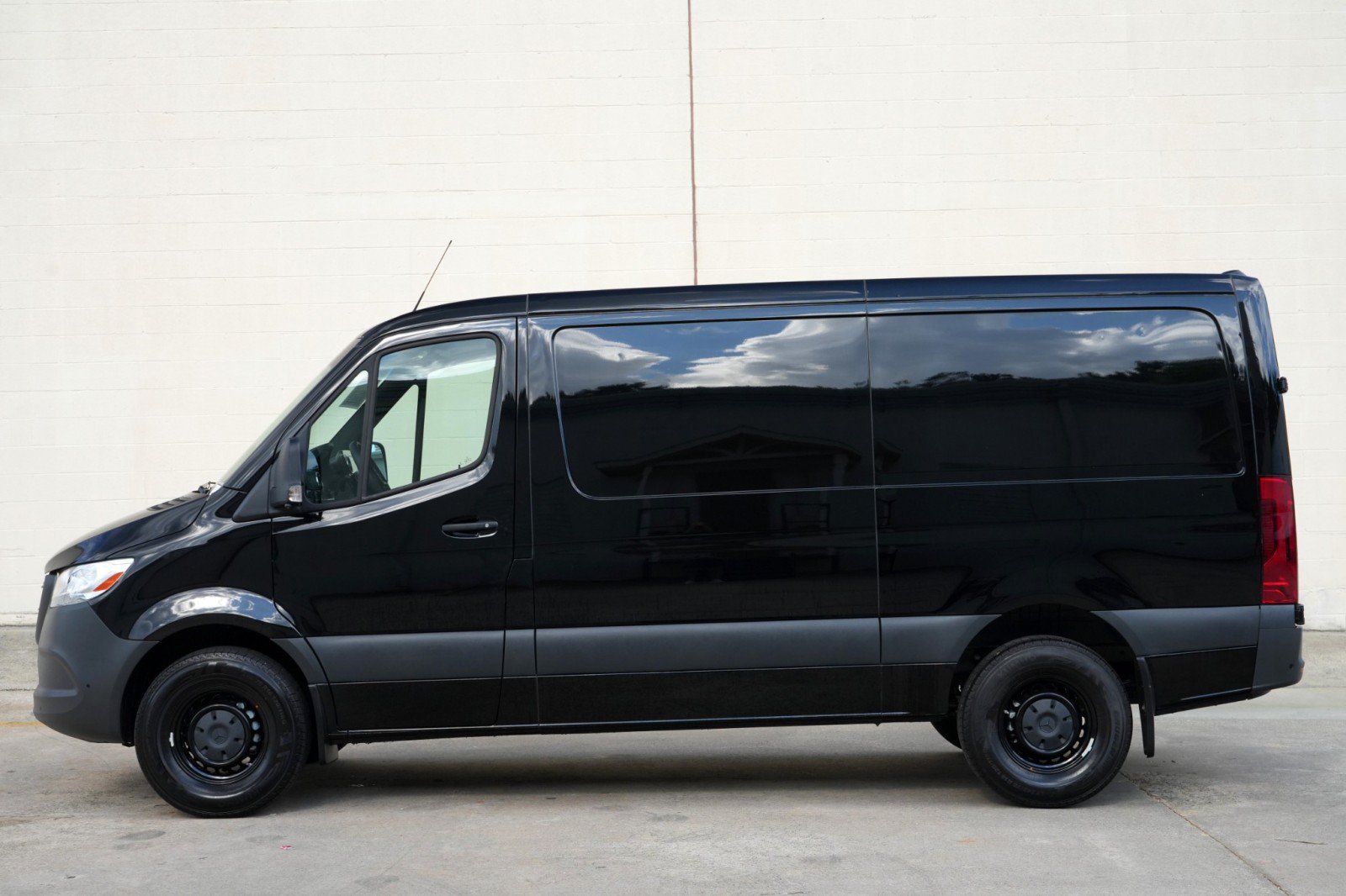 Used 2026 Mercedes-Benz Sprinter 2500 image 39
