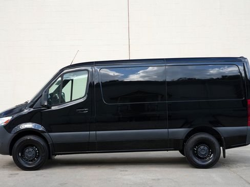 Used 2026 Mercedes-Benz Sprinter 2500 image 39