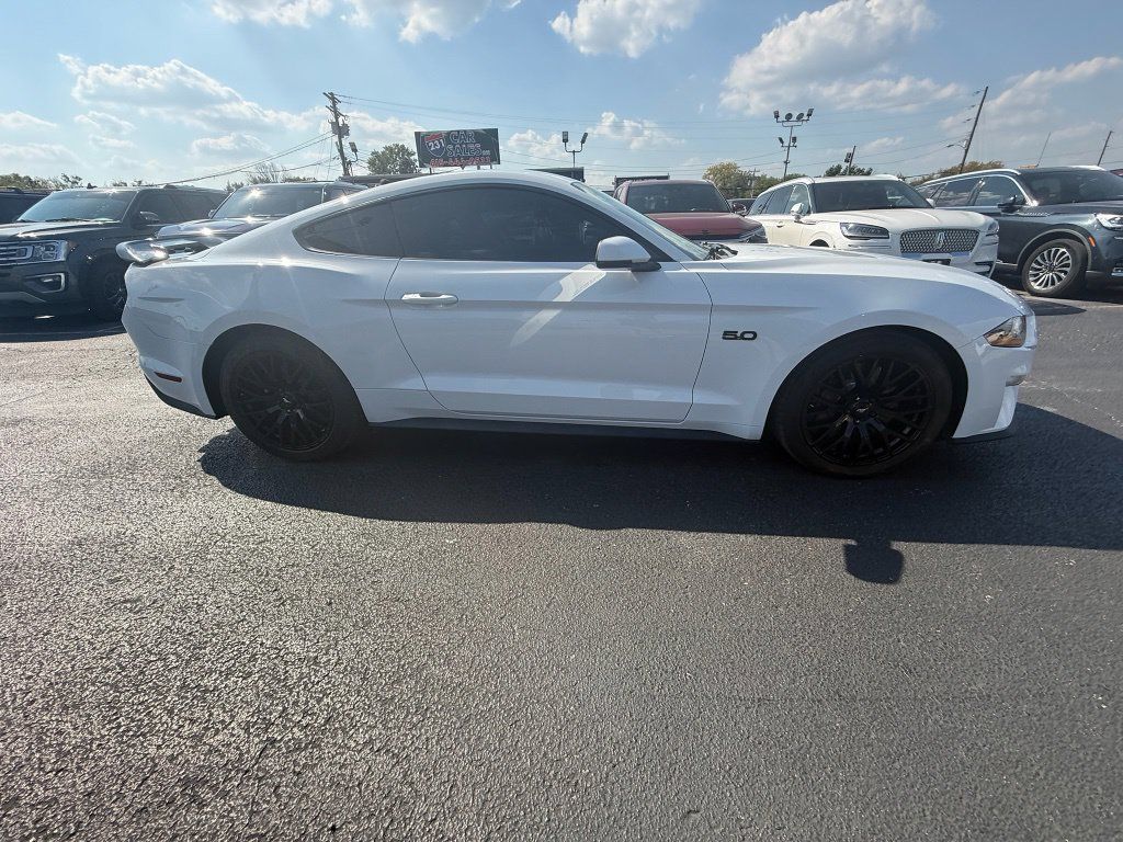 Used 2018 Ford Mustang GT Premium w/ GT Performance Package RWD image 2