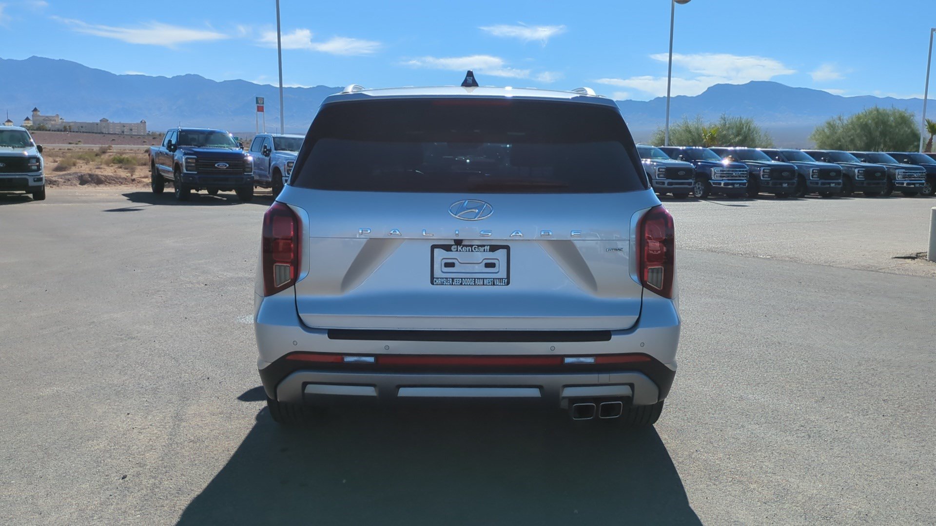 Used 2025 Hyundai Palisade Limited AWD/4WD image 4
