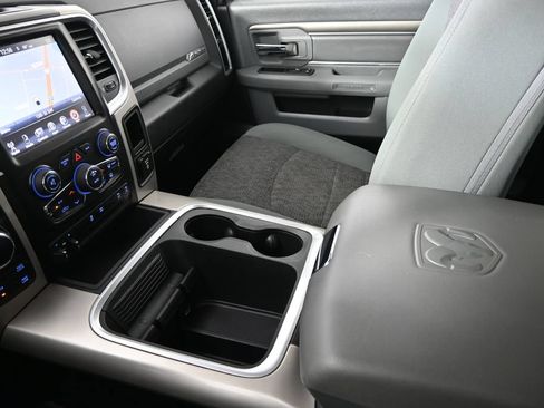 Used 2017 RAM 1500 Big Horn AWD/4WD image 33