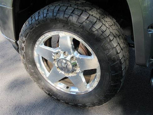 Used 2013 Chevrolet Silverado 2500 LTZ w/ LTZ Plus Package AWD/4WD image 9
