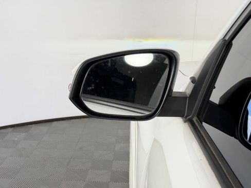 Used 2024 Toyota 4Runner TRD Off-Road Premium w/ Moonroof Package AWD/4WD image 23