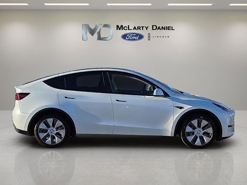 Used 2023 Tesla Model Y Long Range image 6