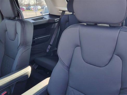 New 2026 Volvo XC90 B6 Plus image 28
