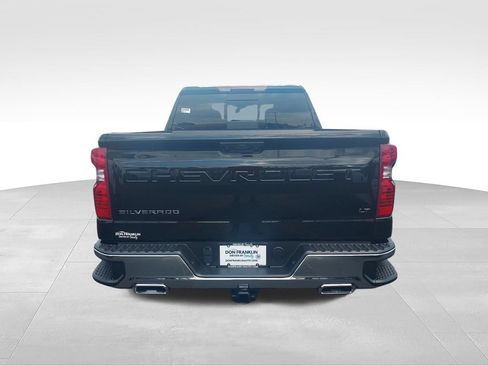 New 2026 Chevrolet Silverado 1500 LT w/ Z71 Off-Road Package AWD/4WD image 4