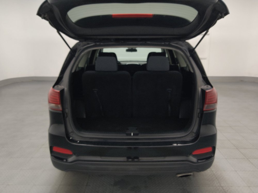 Used 2019 Kia Sorento L FWD image 29
