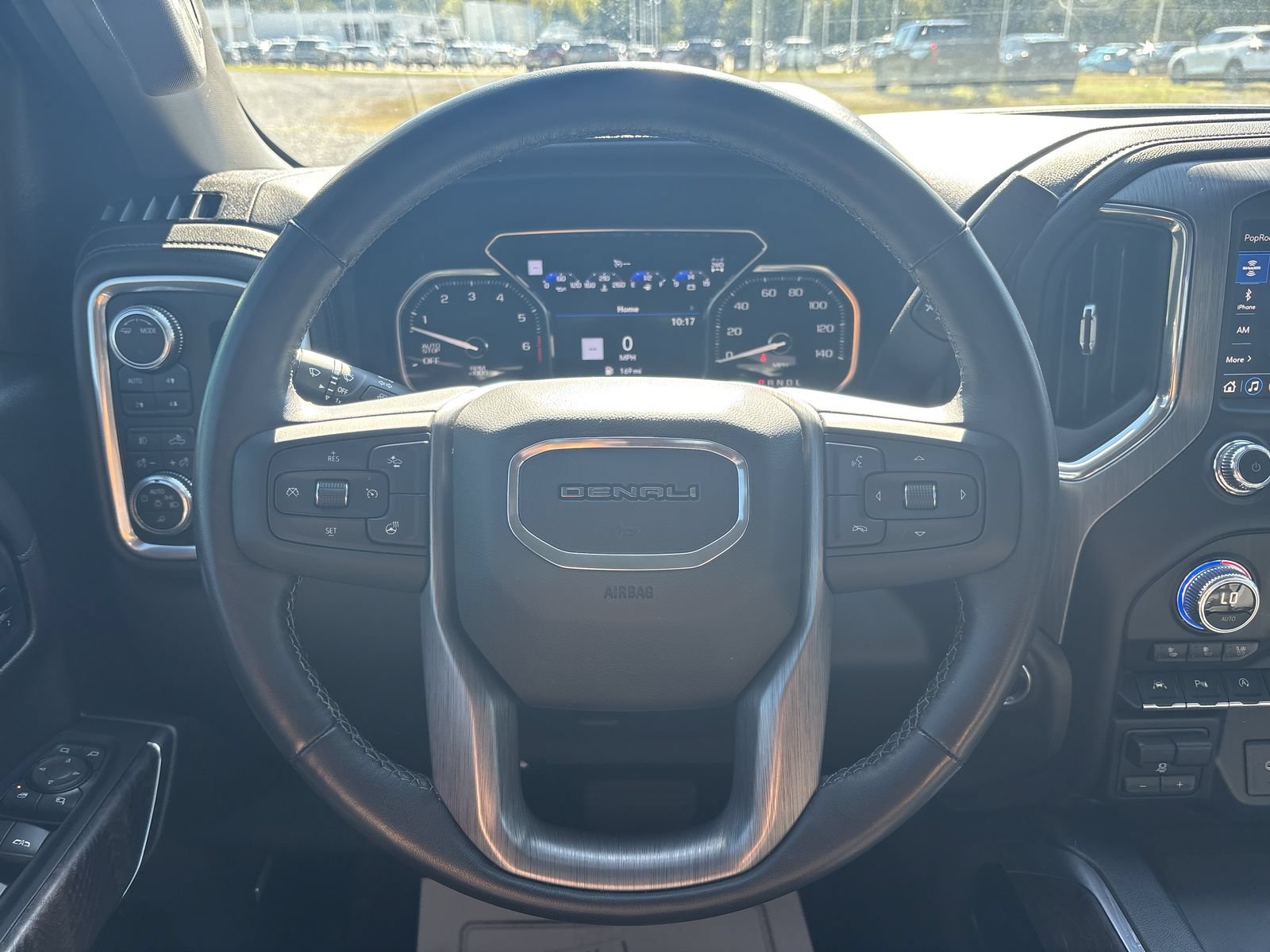 Used 2020 GMC Sierra 1500 Denali w/ Denali Ultimate Package AWD/4WD image 17