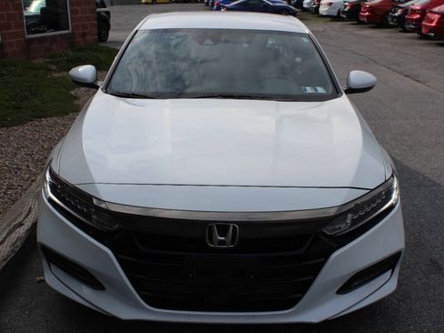 Used 2019 Honda Accord Sport image 4